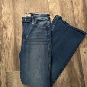 Abercrombie & Fitch The Flare Ultra High Rise